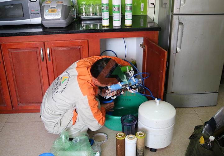 sửa máy lọc nước Coway tại nhà - Tập Đoàn Việt
