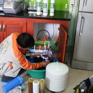 Hướng Dẫn Cách Sửa Máy Lọc Nước Tại Nhà ở Hà Nội – Gọi 0988.230.233