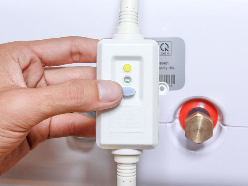 Chuyên sửa bình nóng lạnh giá rẻ các lỗi thường gặp