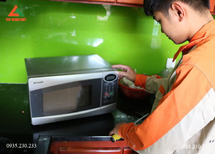 Bảng giá sửa lò vi sóng tại Hà Nội ưu đãi
