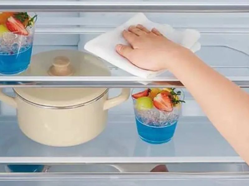 Mẹo khi vệ sinh tủ lạnh Hitachi hiệu quả tại nhà