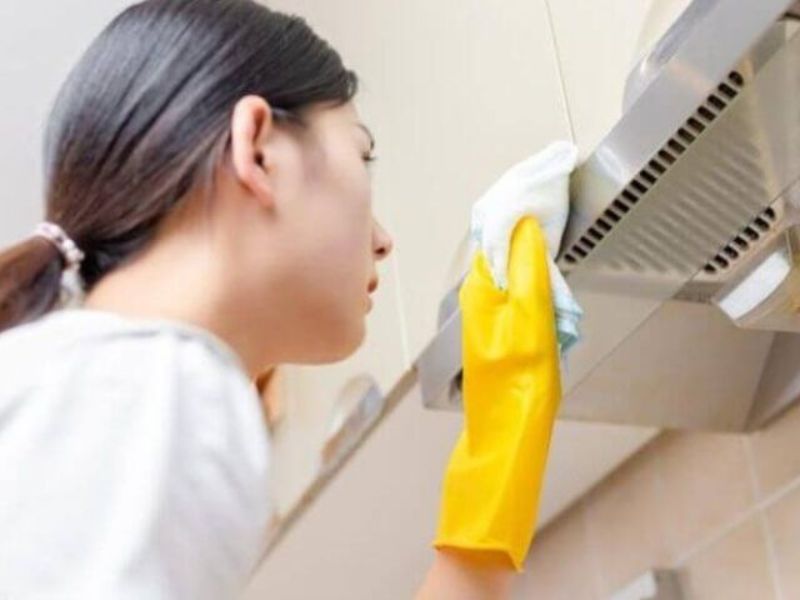 Dụng cụ cần thiết để vệ sinh máy hút mùi tại nhà